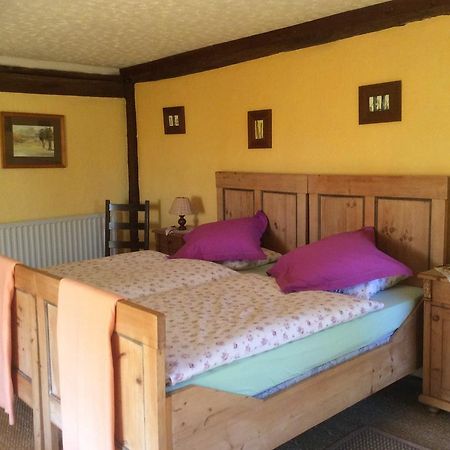 Bed and Breakfast La Boursaie Livarot-Pays-d'Auge Екстер'єр фото